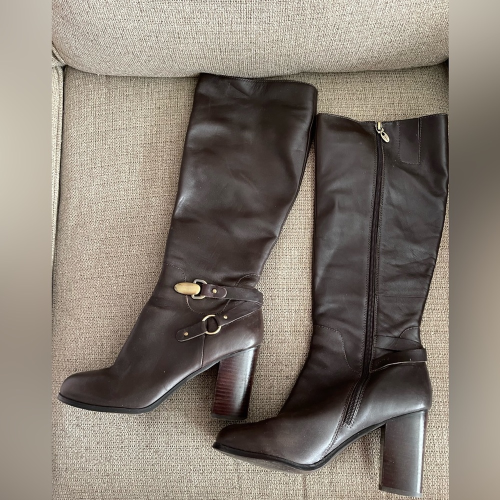 Tahari tall brown leather boots